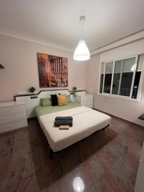 Spacious room in central area A